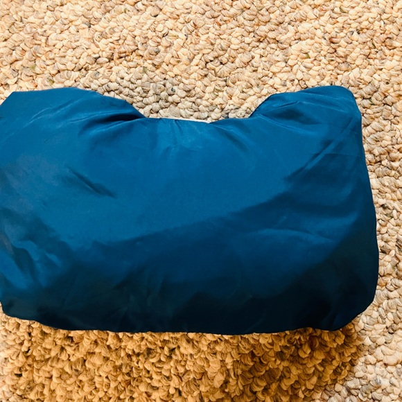 Sz small Pullover windbreaker, packable pouch. 90’s vintage style - Picture 4 of 6